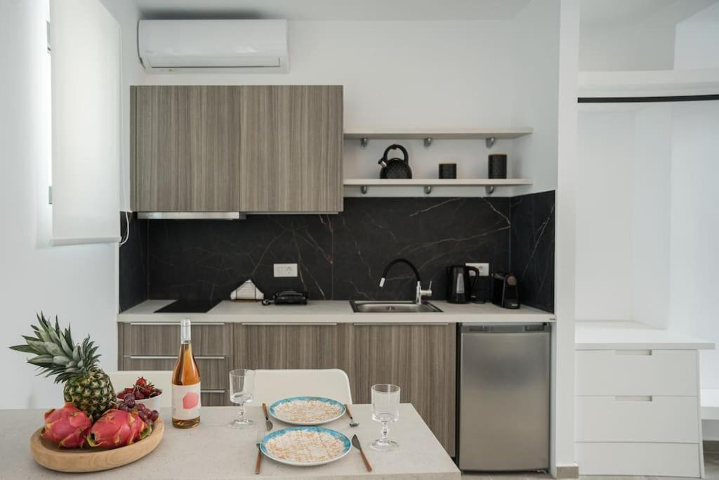 Minoas Suite The Sense Of Luxury Ираклион Экстерьер фото